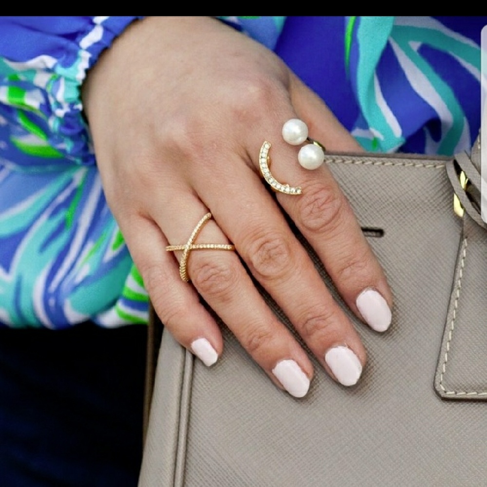 💦Gold Pave X Ring - Picture 1 of 3